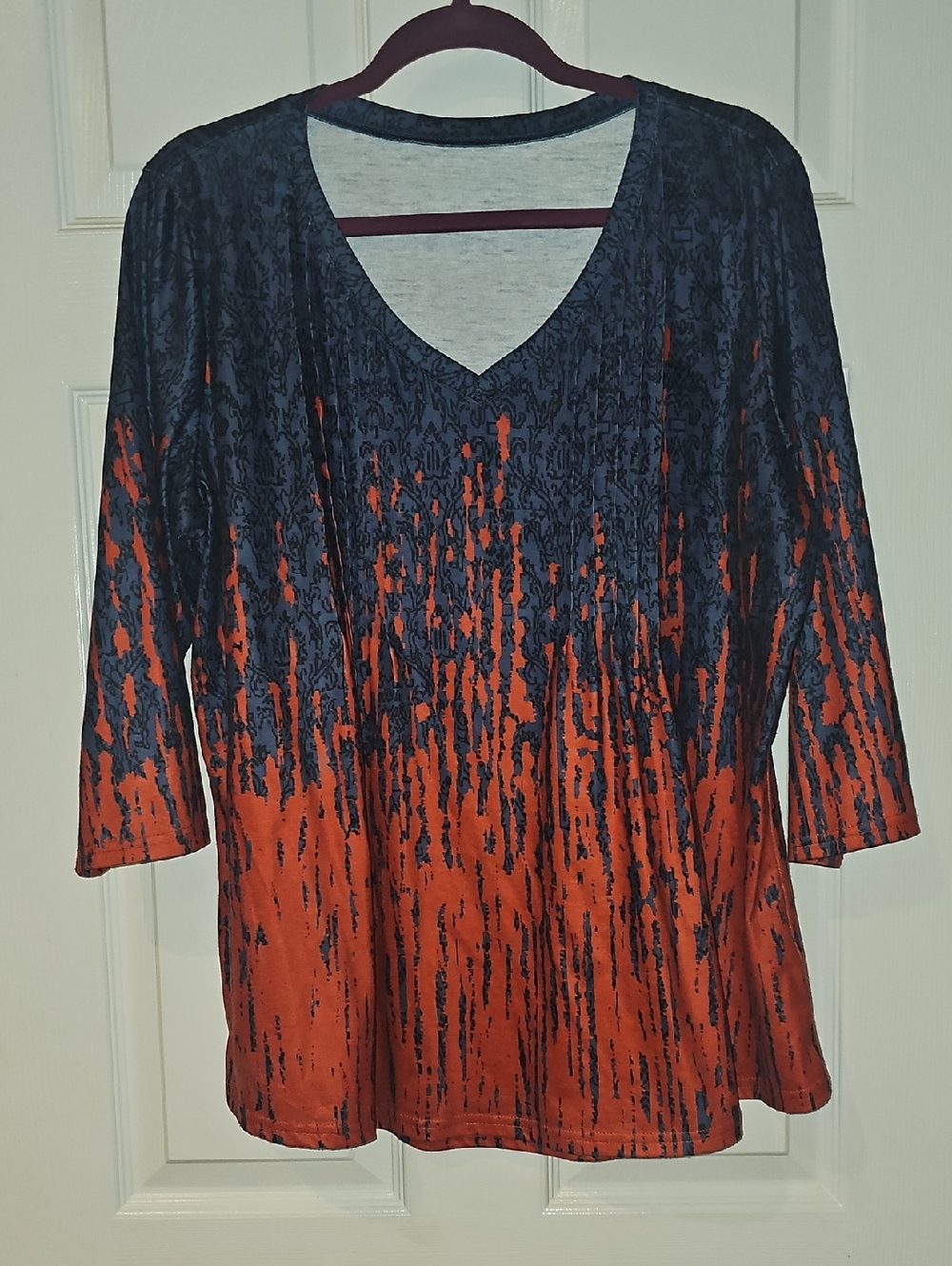 V-Neck Ombre Tunic Top in Navy and Red